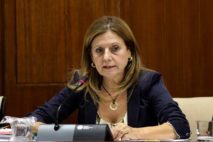 Marina Álvarez, consejera de Salud de Andalucía, en la Comisión de Salud del Parlamento de Andalucía