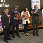 La farmacia canaria reconoce a Peña y Aguilar por su defensa de la profesión