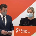 Ciudadanos presenta junto al PSOE una moción de censura en Murcia y lo justifica en el “escándalo ‘vacunagate’”