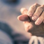 AEBI: la ley de eutanasia “no es una oportunidad sino un riesgo”