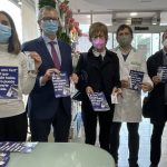 Las farmacias murcianas se suman a la campaña ‘el otro test’ para la detección precoz del cáncer de colon