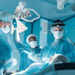 AEC y Sedar aseguran que un positivo en covid no debe ser motivo de aplazamiento quirúrgico
